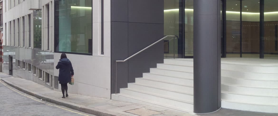 Non-slip safety treads - London Building